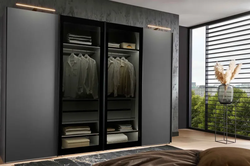 Wiemann Möbel Dubai Kleiderschrank Glas durchsichtig Outlet