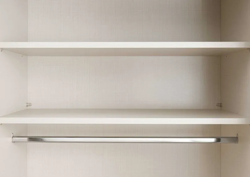 Staud Möbel GmbH & Co.KG Extenso Kleiderschrank mit Spiegel Clearance