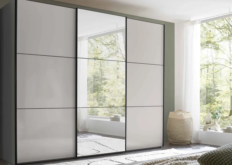 Staud Möbel GmbH & Co.KG Includo Kleiderschrank Hochglanz mit Spiegel Sale