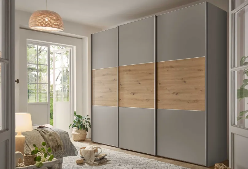 Staud Möbel GmbH & Co.KG Includo Kleiderschrank mit Innenausstattung Sale