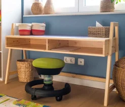 Infanskids höhenverstellbarer Schreibtisch Holz Discount