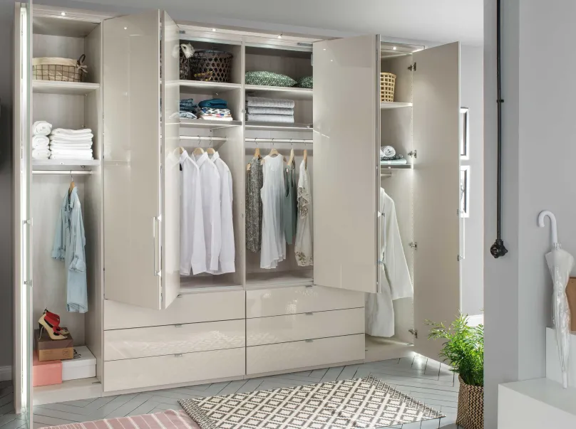 Wiemann Möbel Kansas Kleiderschrank mit Schubladen 250 cm