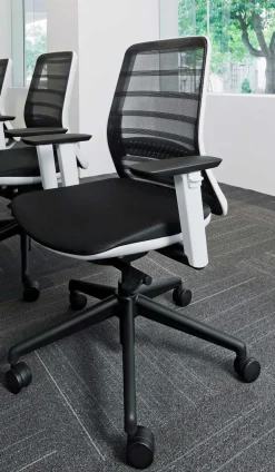 WP Design Koplus Tonique ergonomischer Bürosessel schwarz mit vielen Funktionen Outlet