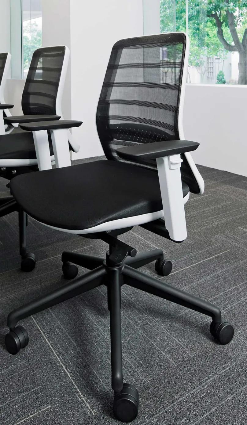 WP Design Koplus Tonique ergonomischer Bürosessel schwarz mit vielen Funktionen Outlet
