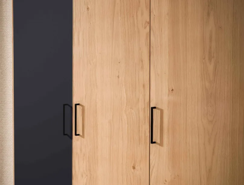 Schösswender Möbel Meran Kleiderschrank nach Maß Outlet