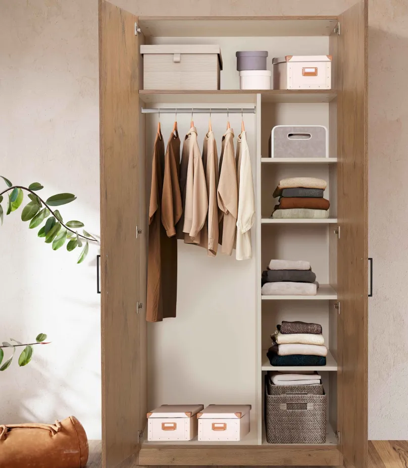 Schösswender Möbel Meran Kleiderschrank nach Maß Outlet