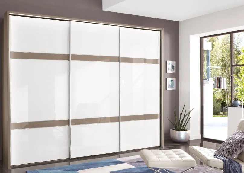 Wiemann Möbel Rialto Kleiderschrank mit Glasfront Discount