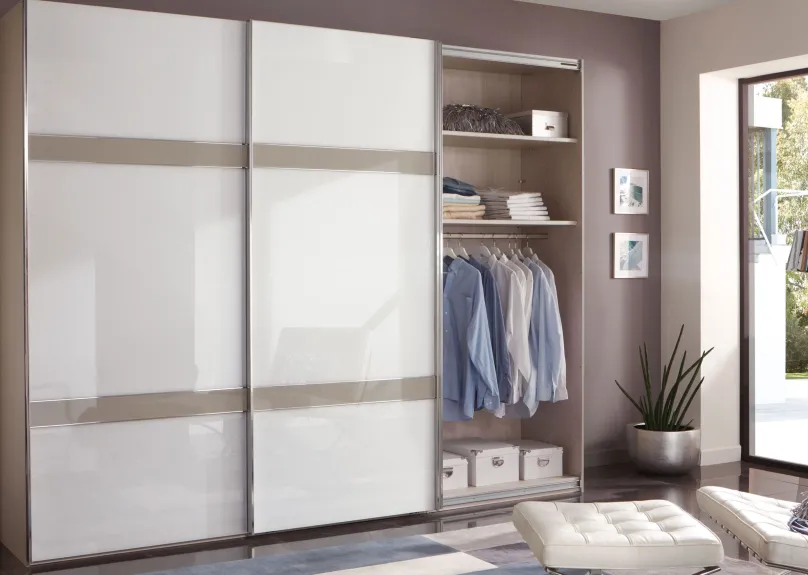 Wiemann Möbel Rialto Kleiderschrank mit Glasfront Discount