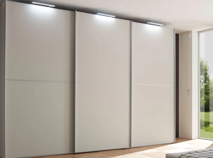 Staud Möbel GmbH & Co.KG Satino Linea Kleiderschrank Glas matt New