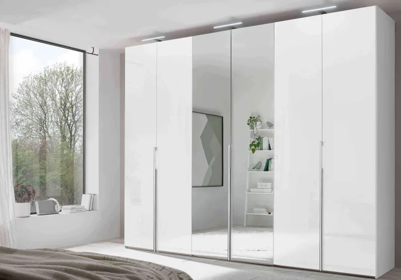 Staud Möbel GmbH & Co.KG Sinfonie Plus Nova Kleiderschrank weiß mit Spiegel Online