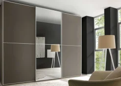 Staud Möbel GmbH & Co.KG Staud Sinfonie Plus Kleiderschrank mit Spiegel Online