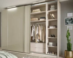 Staud Möbel GmbH & Co.KG Staud Sonett Kleiderschrank mit Spiegel